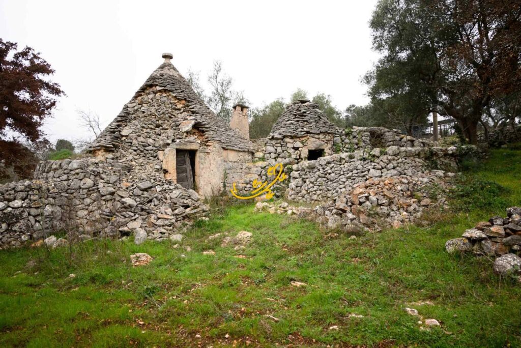 Noci, Trullo con terreno, 50 mq