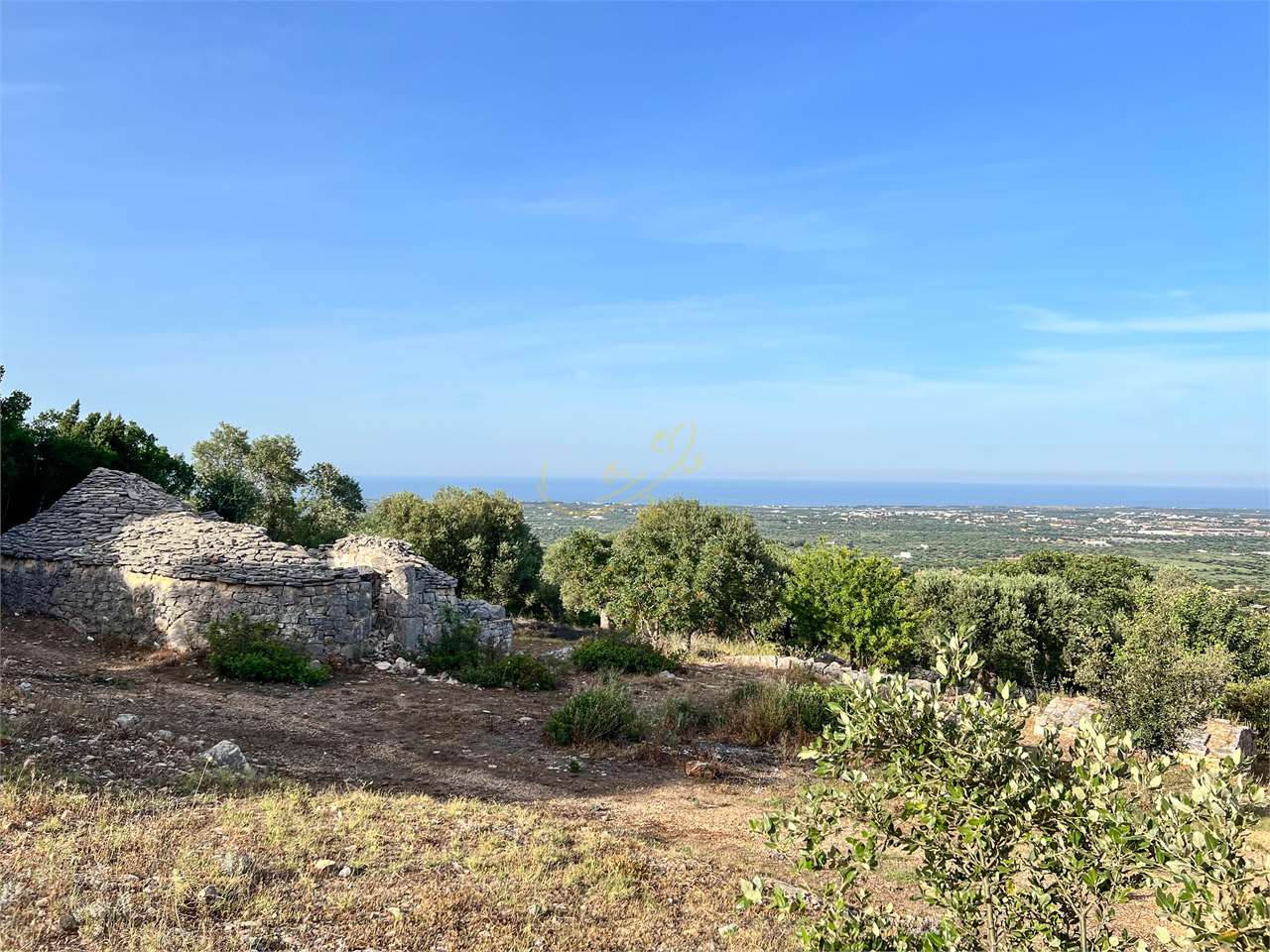 R 323 – Trulli With Sea View